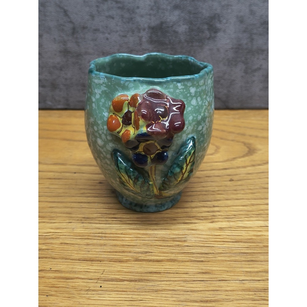 Small Italian Pottery‎ Floral Majolica Green Vase 3D Italy